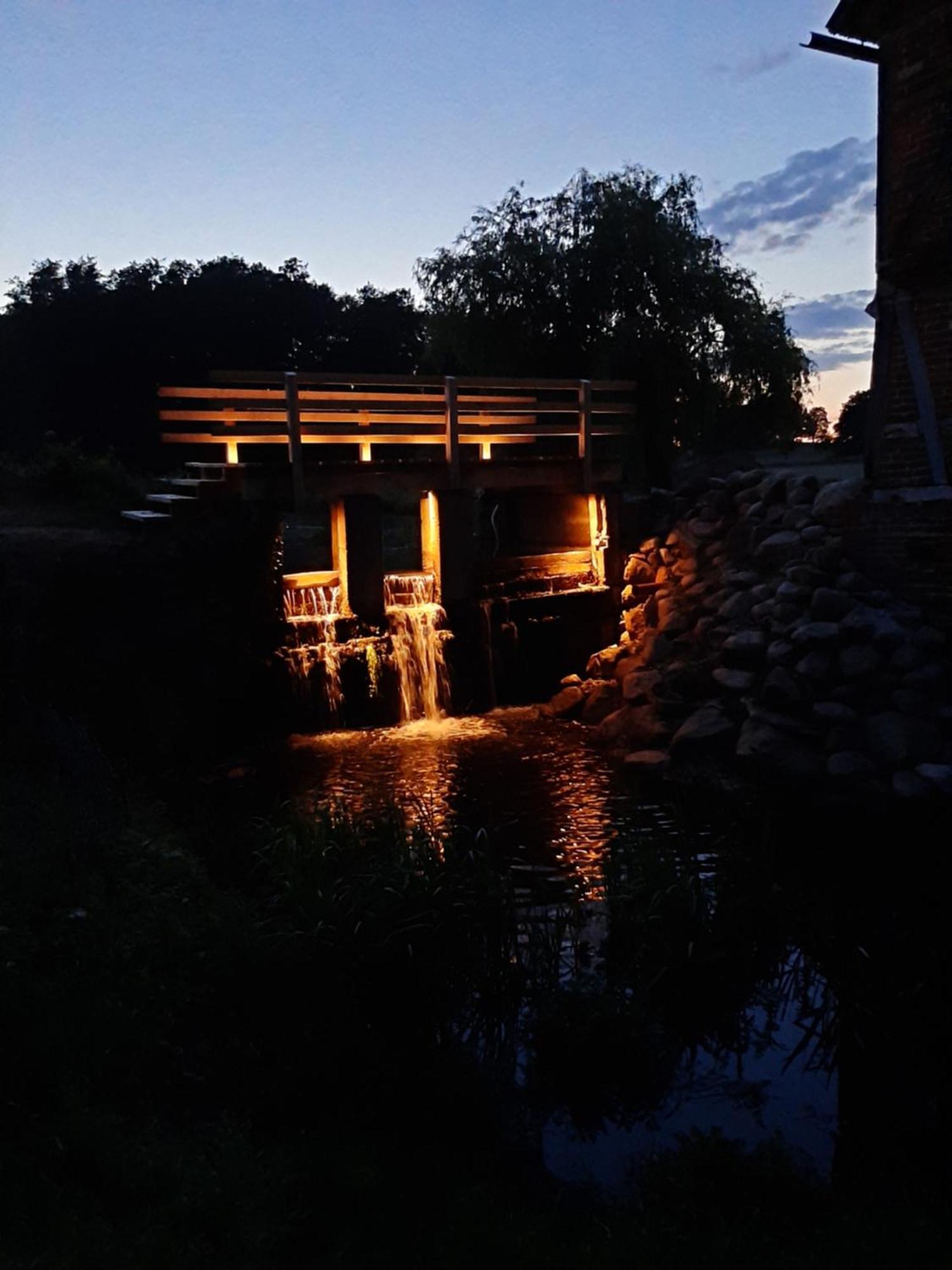 Ferienwohnung Am Teich Dannenberg Bagian luar foto